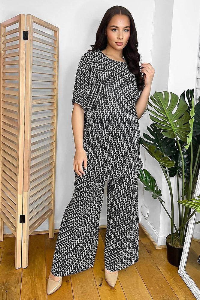 All Over Logo Print Plisse Top And Trousers Set-SinglePrice