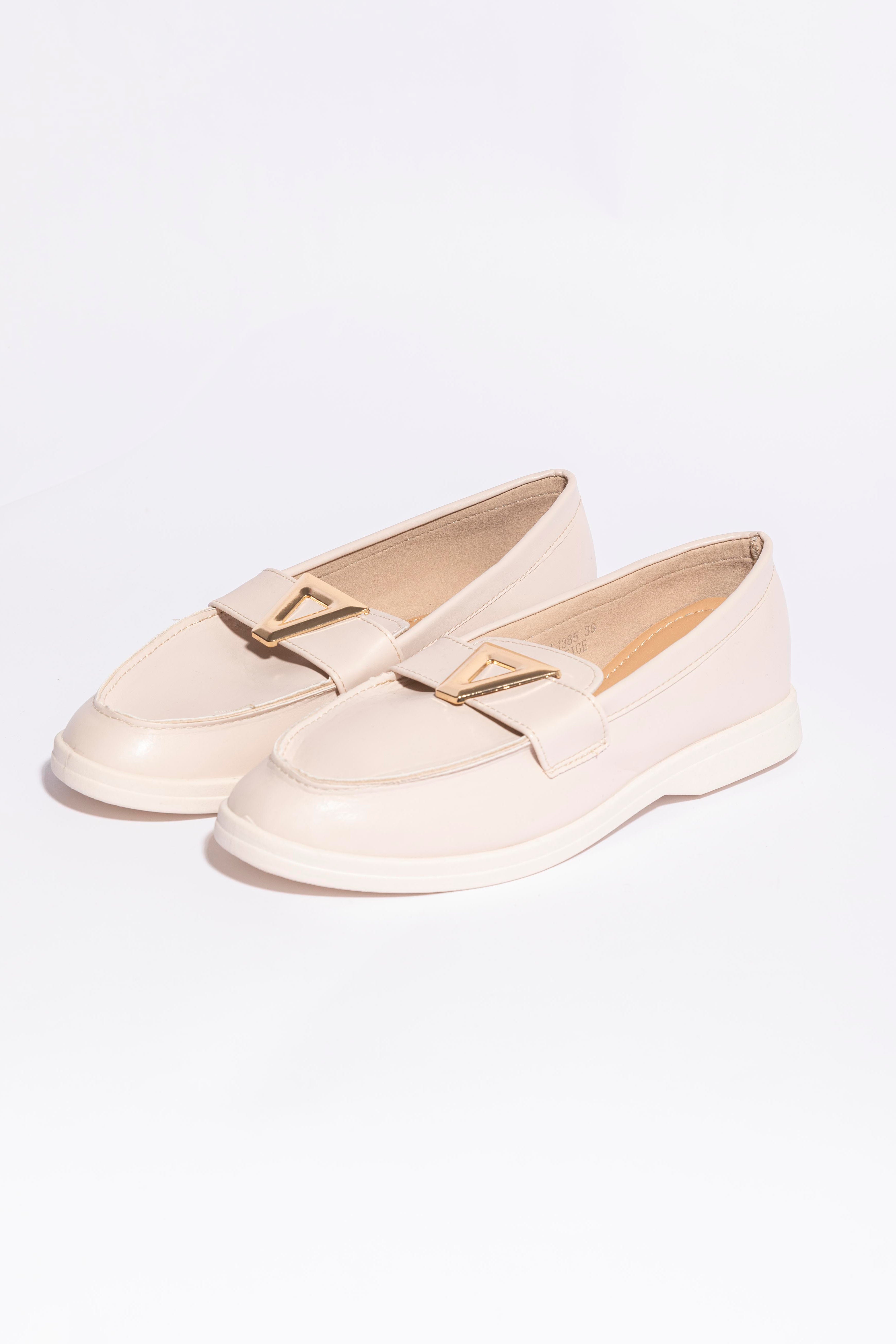 Wholesale Women's Wide Width Buckle Flat Shoes (PACK OF 12)