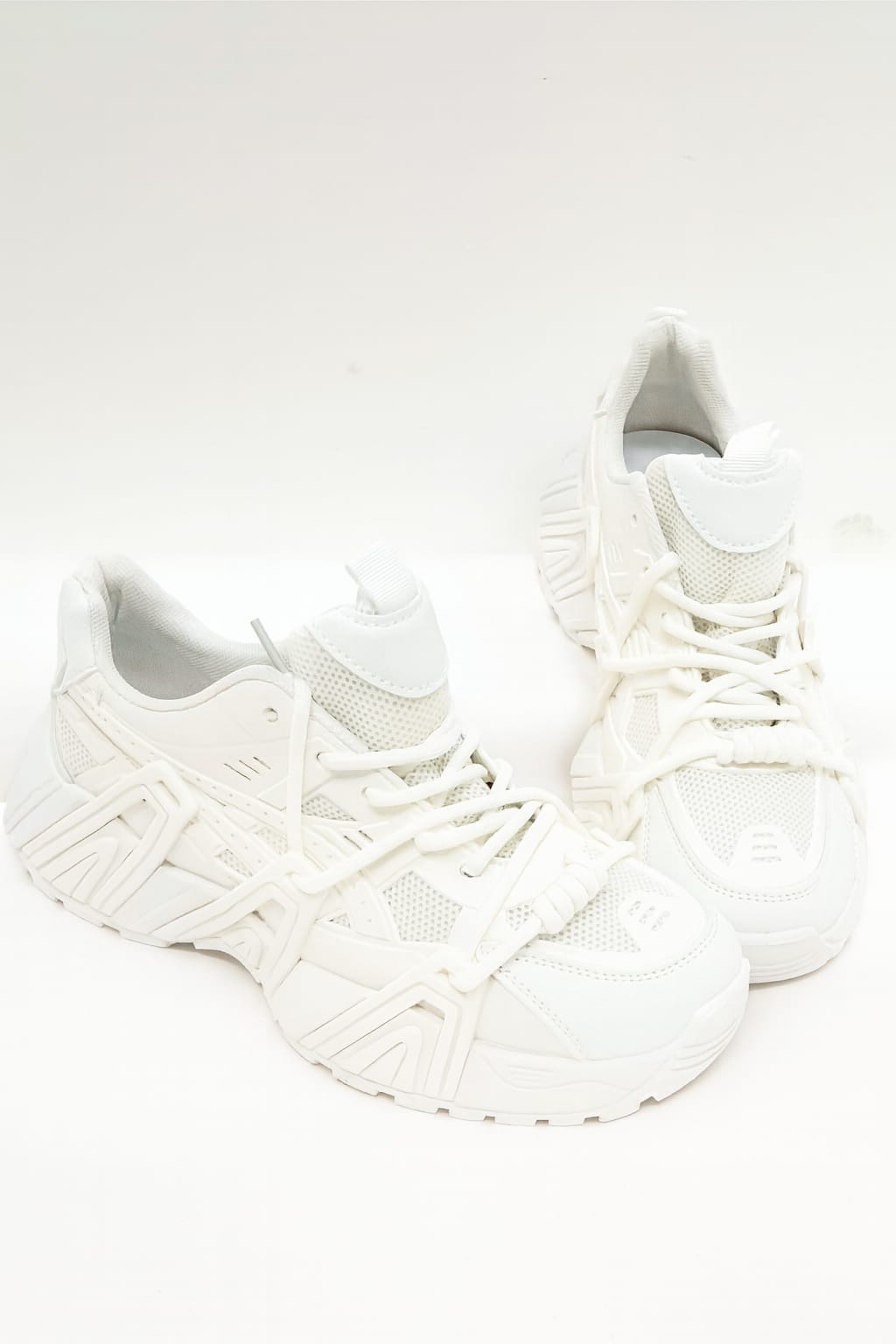 Wholesale Chunky Tech -Runner Breathable Synthetic Sneakers (BOX OF 12)