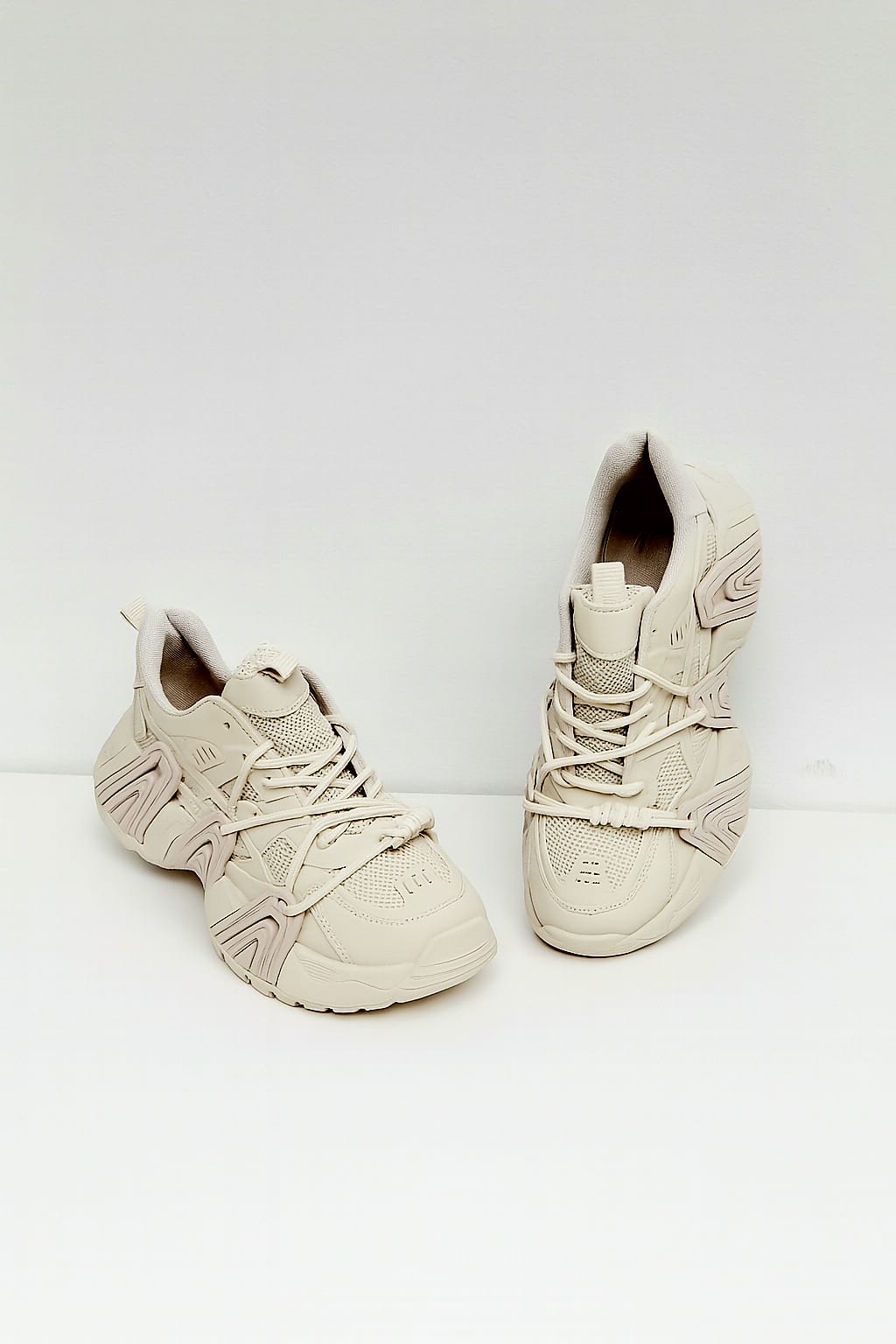 Wholesale Chunky Tech -Runner Breathable Synthetic Sneakers (BOX OF 12)