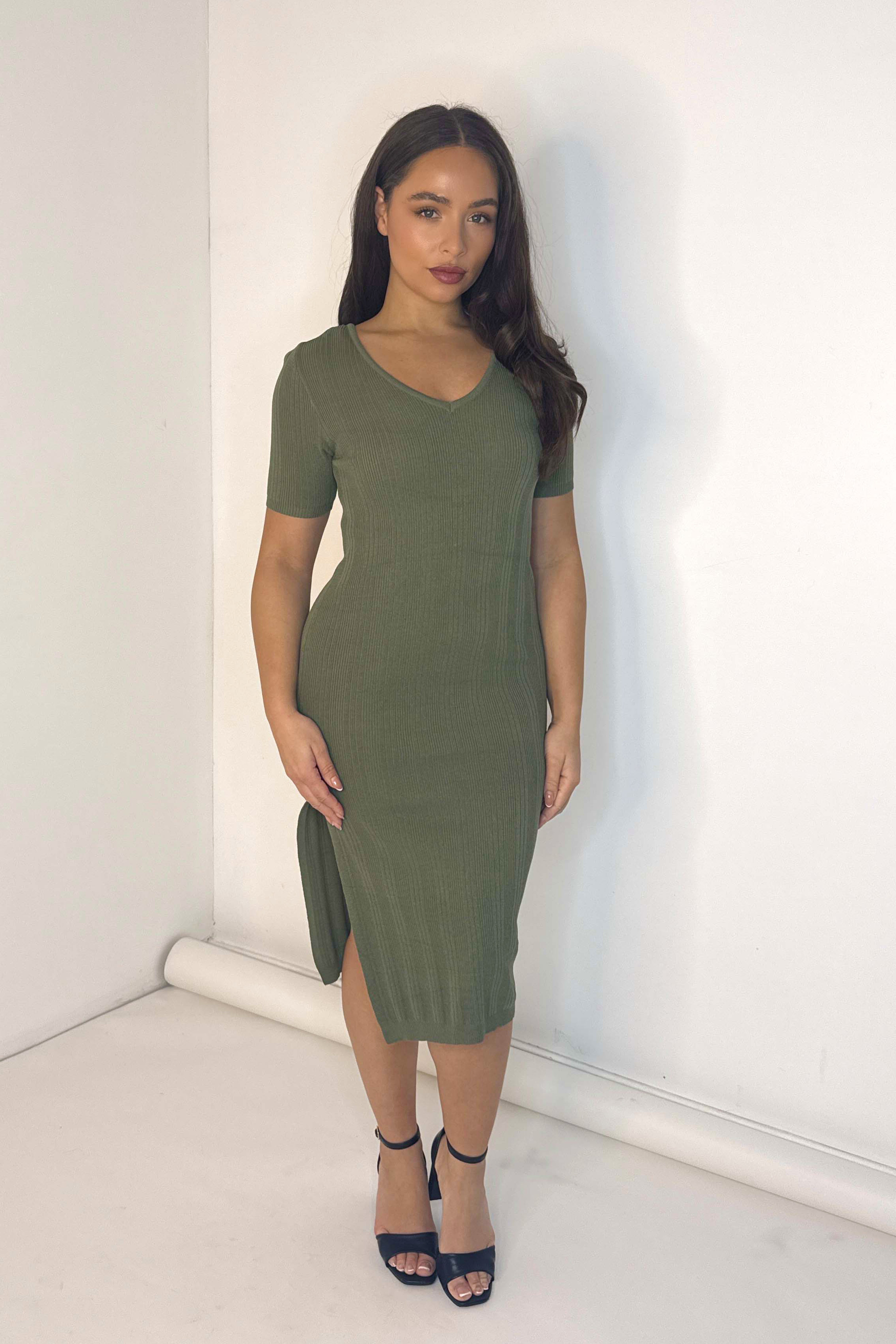 Wholesale Women's V-Cut Ribbed Viscose Blend Straight Cut Midi Dress (PACK OF 6)