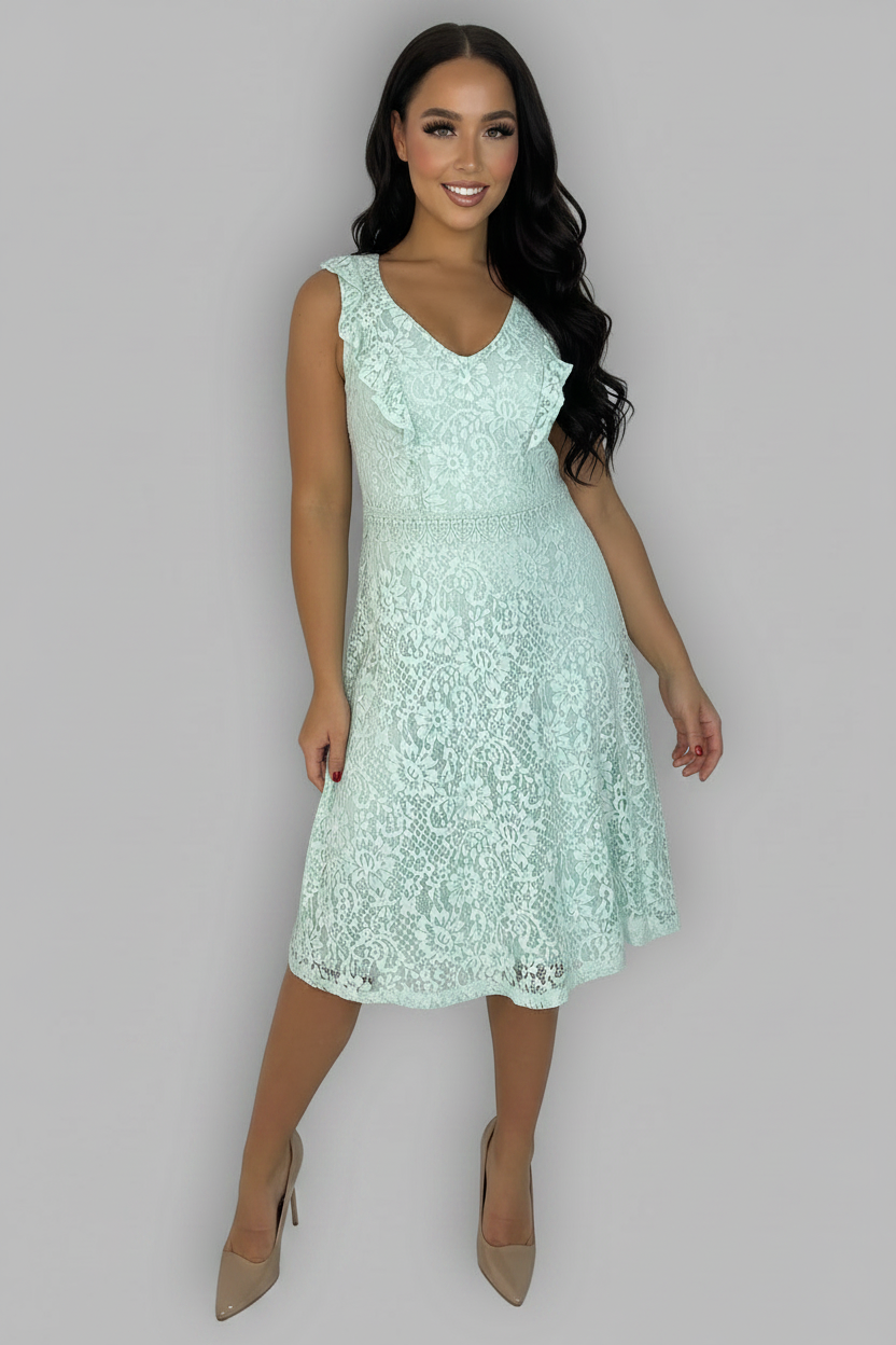 All Over Lace Sleeveless Cocktail Dress