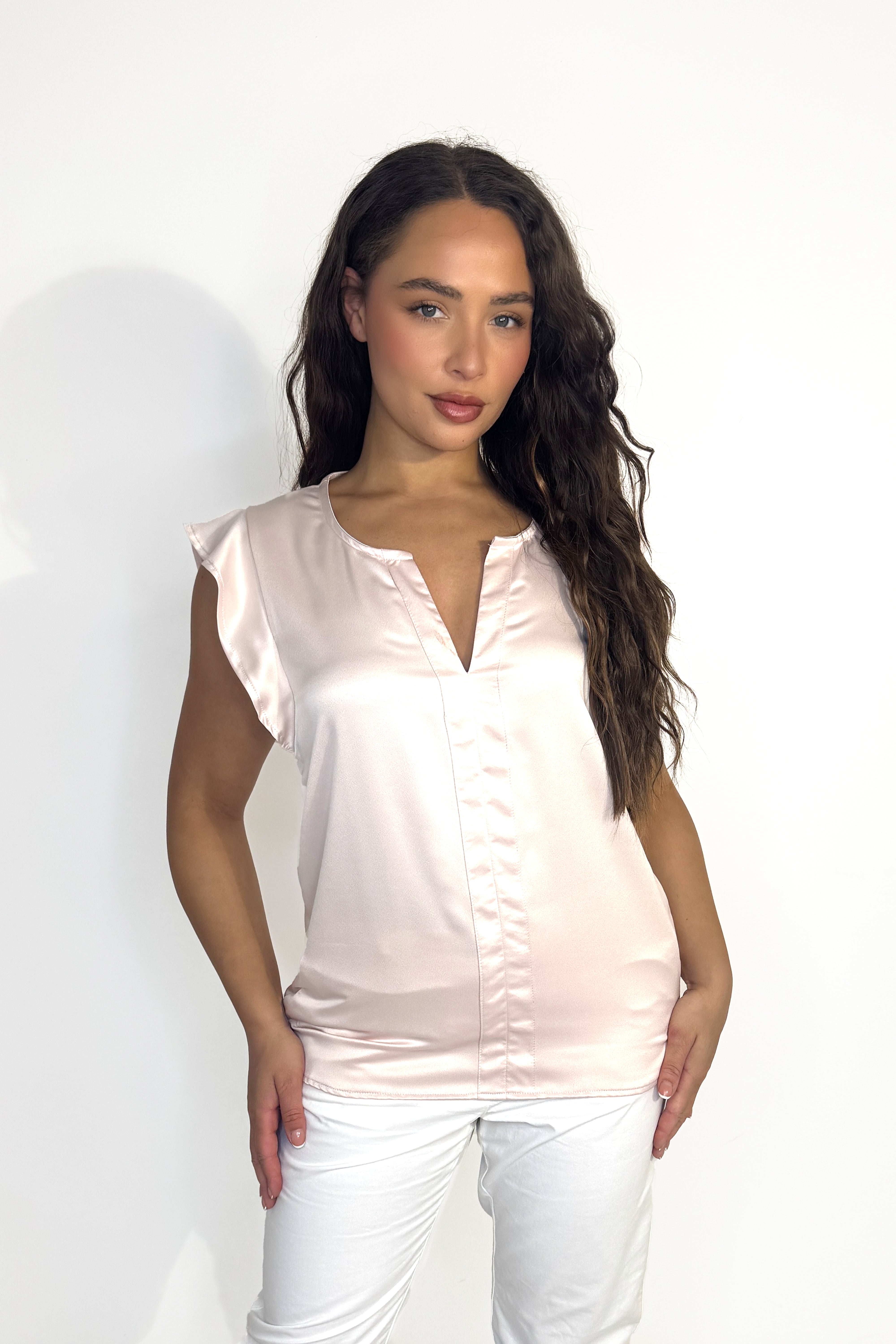 Wholesale Women's Assorted Oddments of Maxi Dresses, Casual Dresses, Jumpsuits, Playsuits, Skirts, Jackets, Blouses, Tops (BOX OF 100)