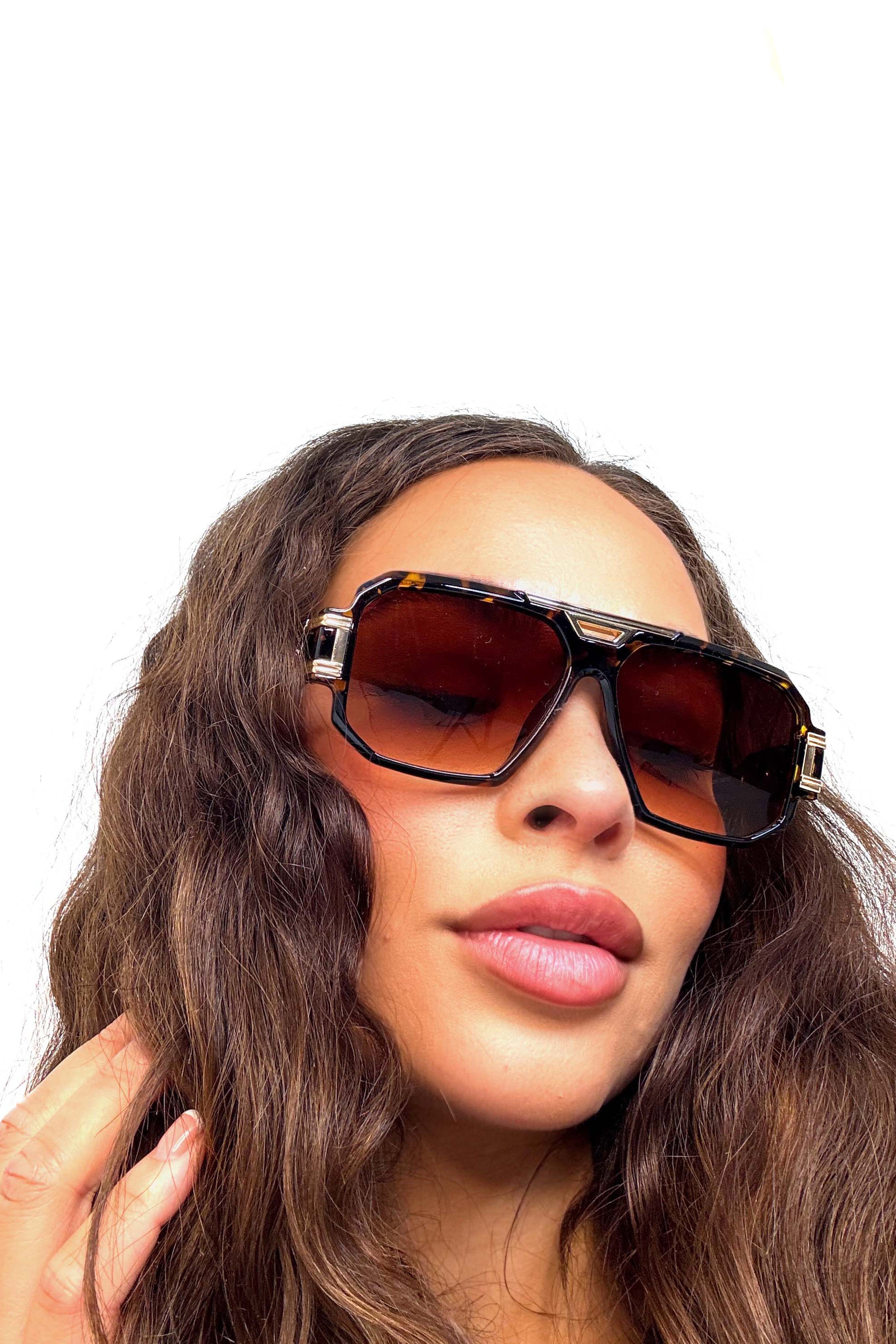 Wholesale Women's Fashionable Aviator Square UV 400 Sunglasses (BOX OF 12)