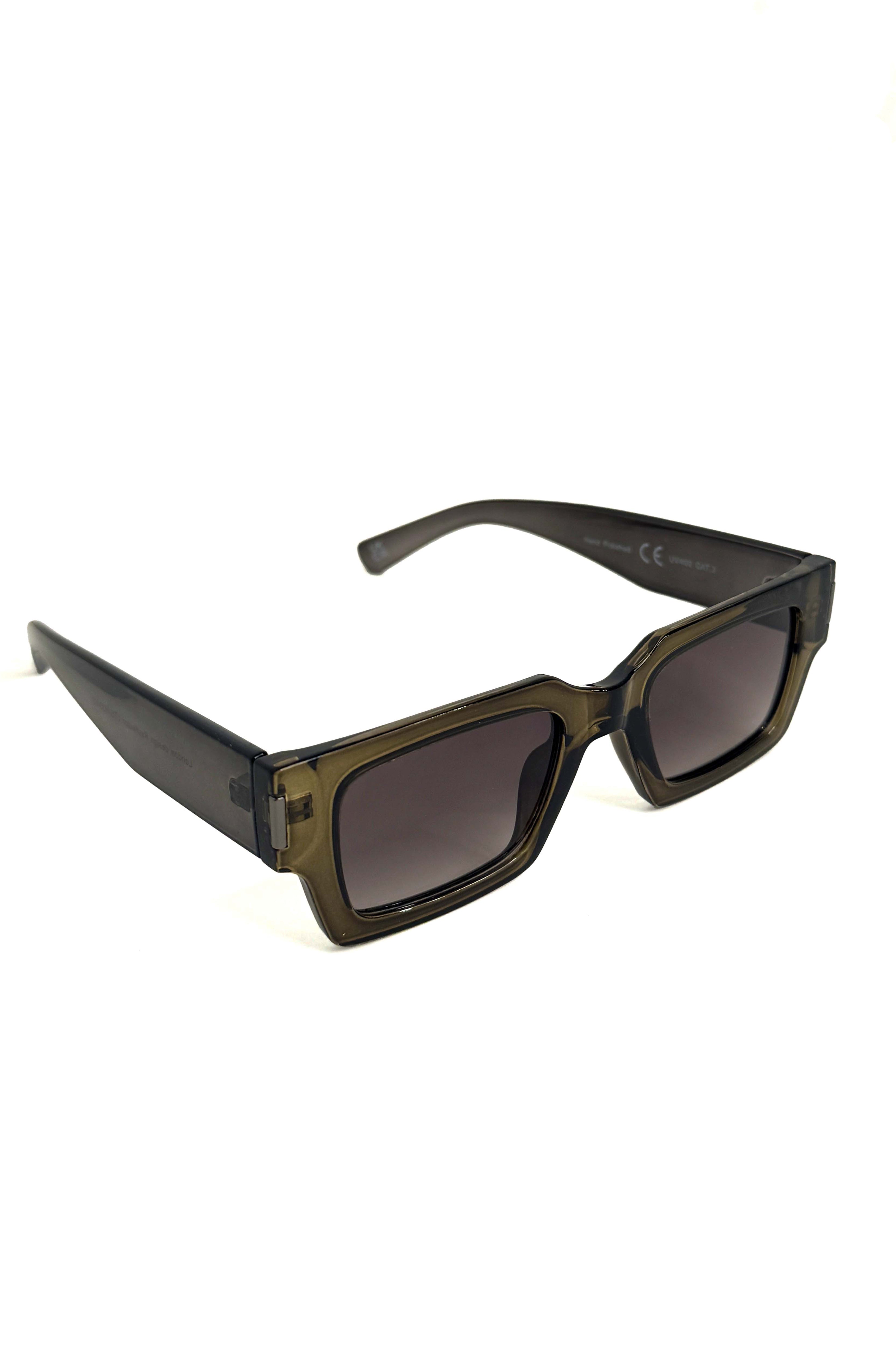 Wholesale Women’s UV 400 Rectangular Retro Sunglasses (BOX OF 12)