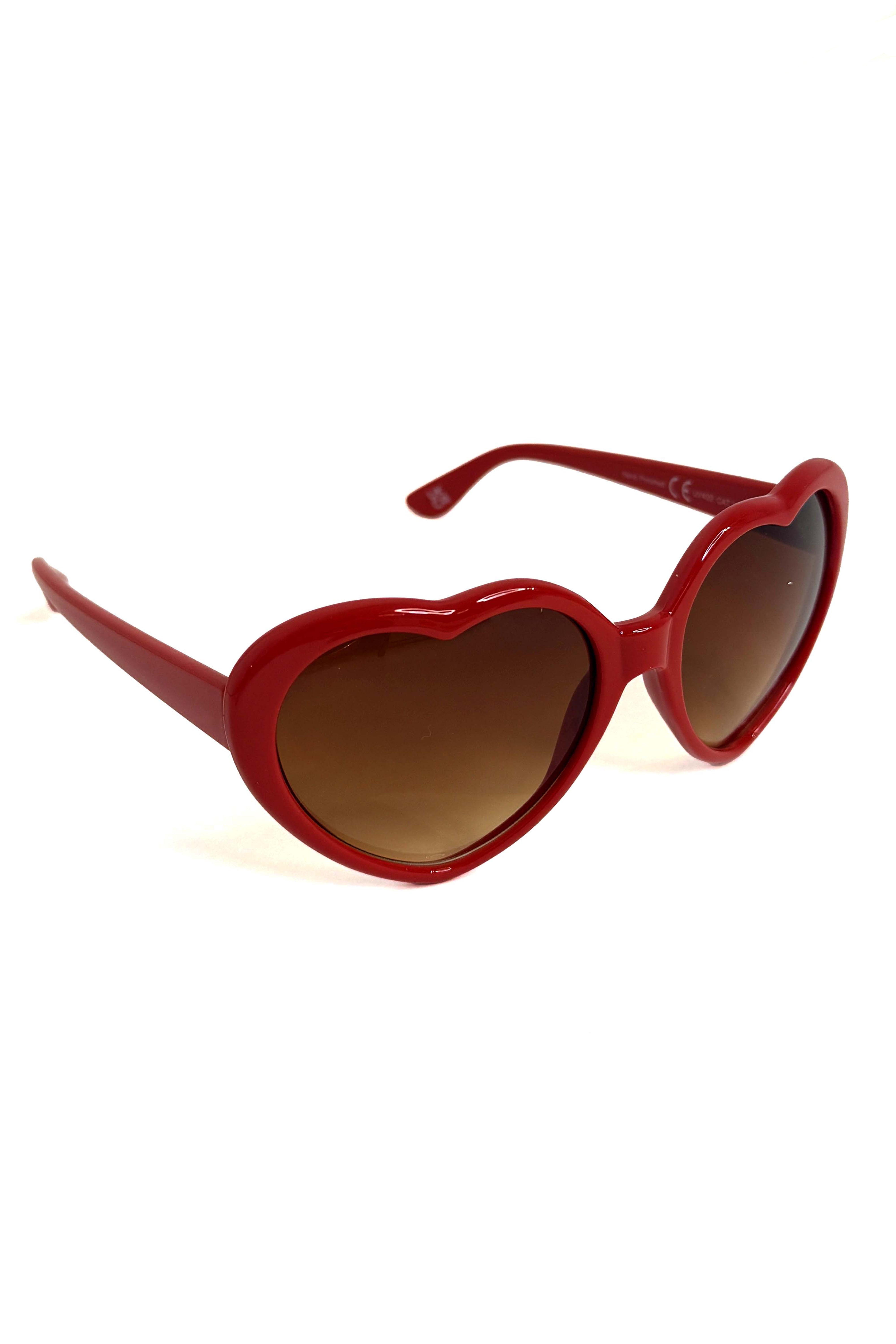 Wholesale Women’s Heart Shaped UV 400 Large Retro Sunglasses (BOX OF 12)