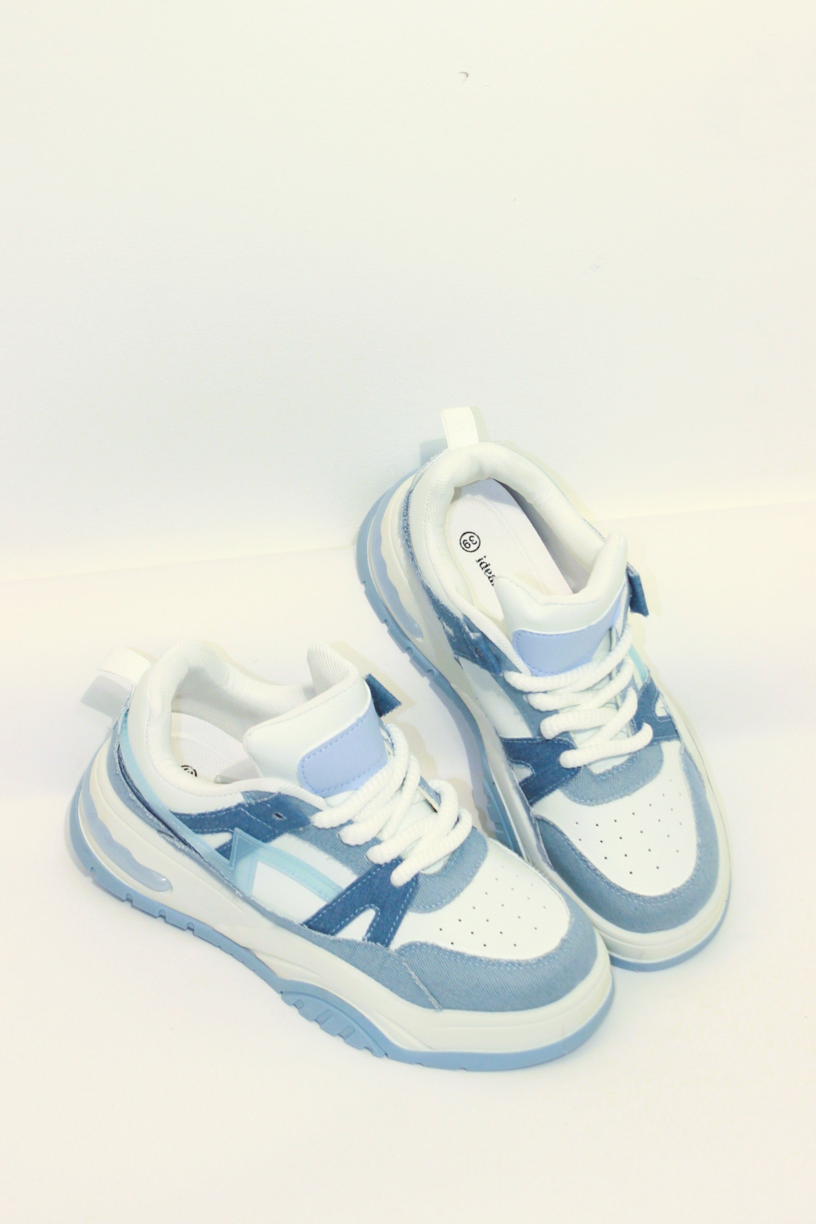 Wholesale Women's Chunky Lace-Up Contrast Sneakers Shoes (BOX OF 12)