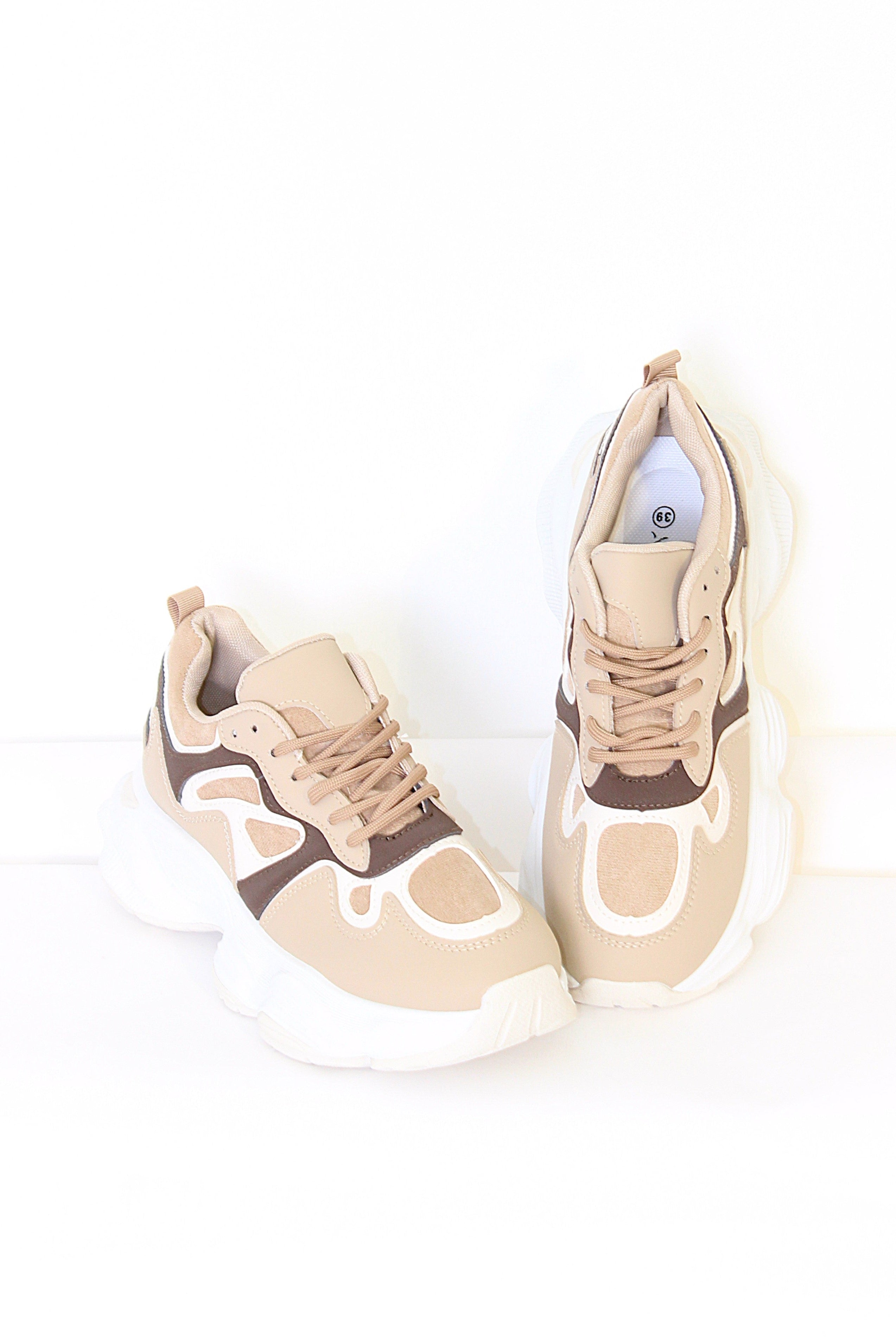 Wholesale Women's Contrast Textile Chunky Platform Lace-Up Trainers (BOX OF 12)