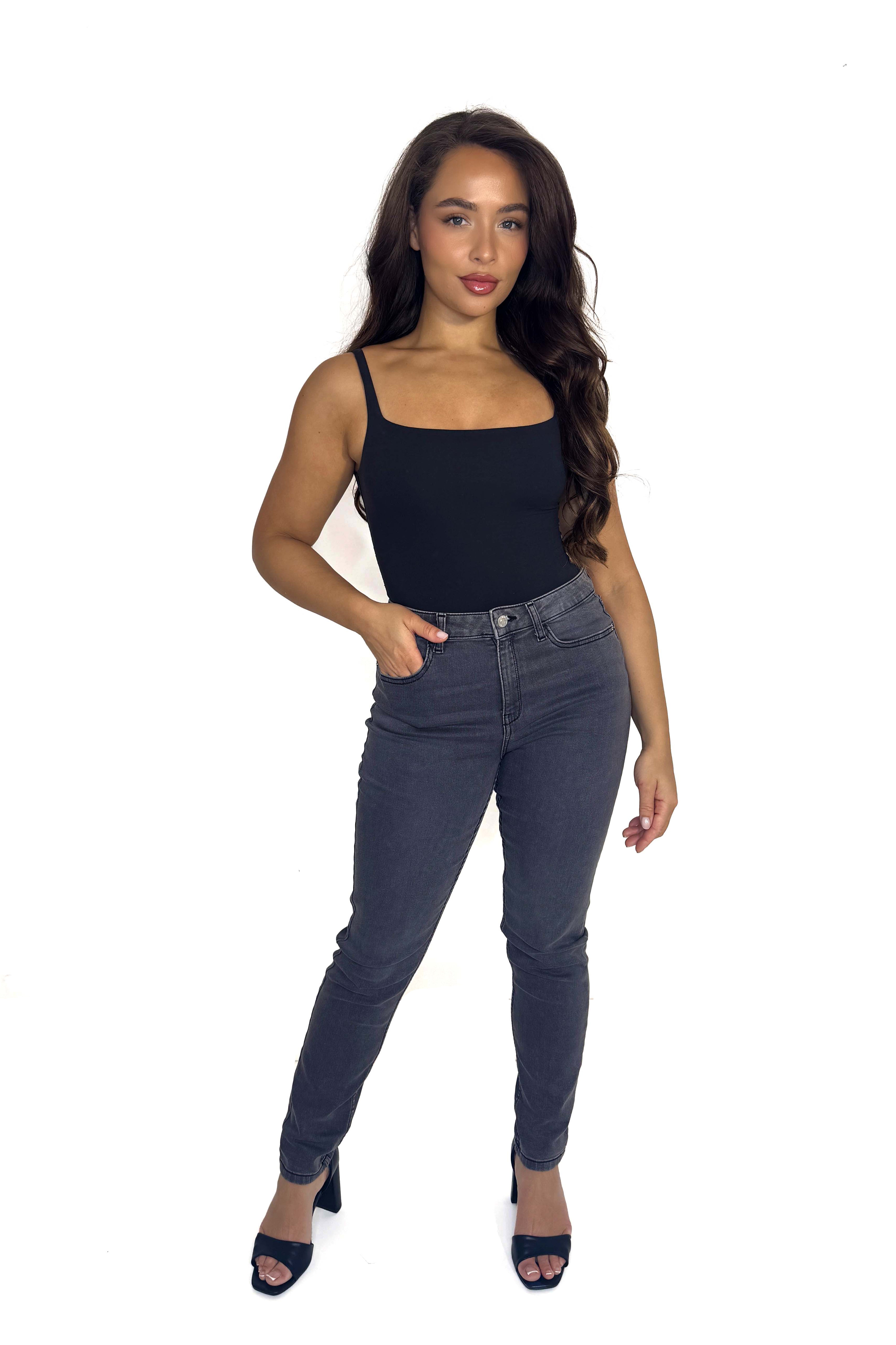 Stretchy Faded Relaxed Fit Jeans