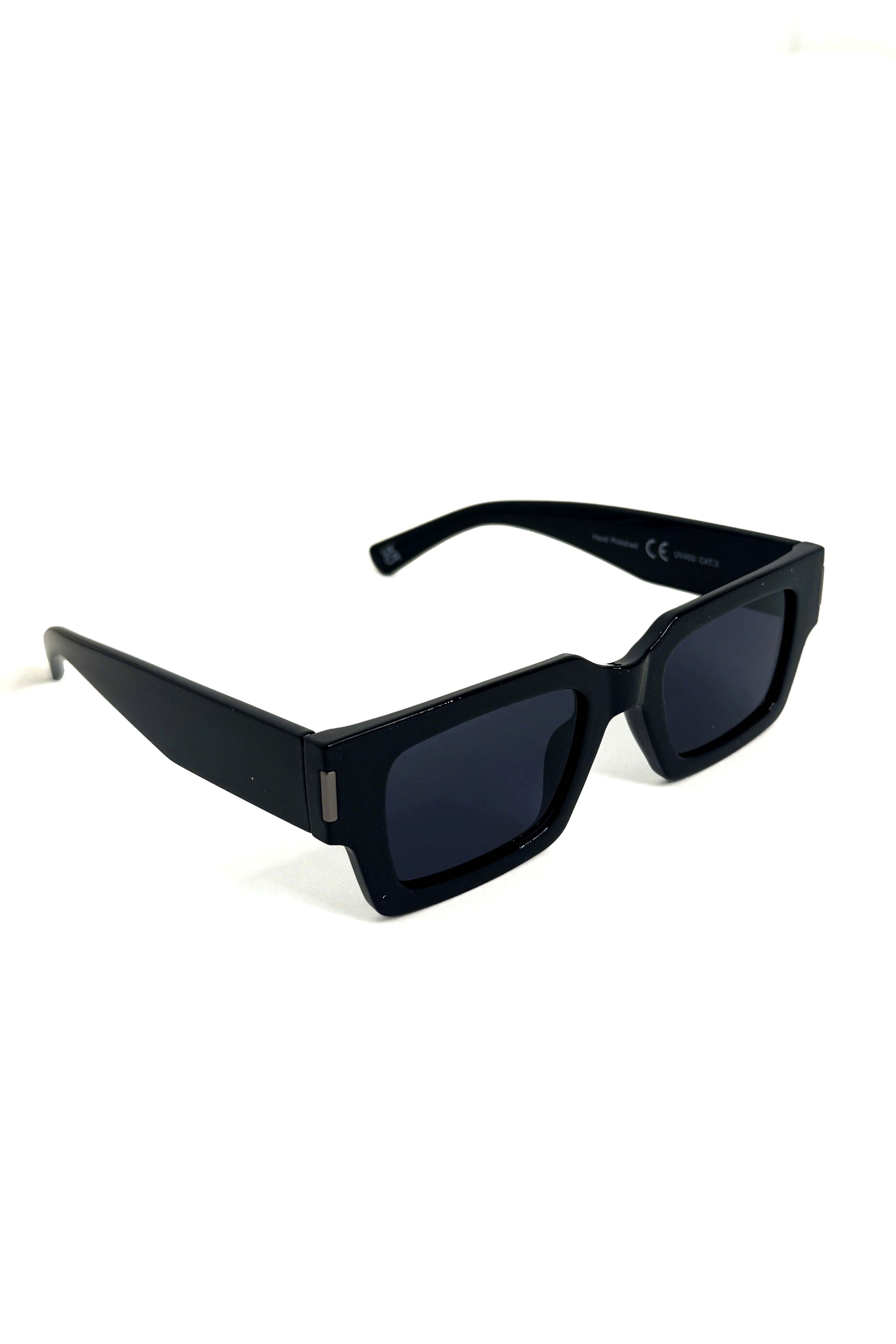 Wholesale Women’s UV 400 Rectangular Retro Sunglasses (BOX OF 12)