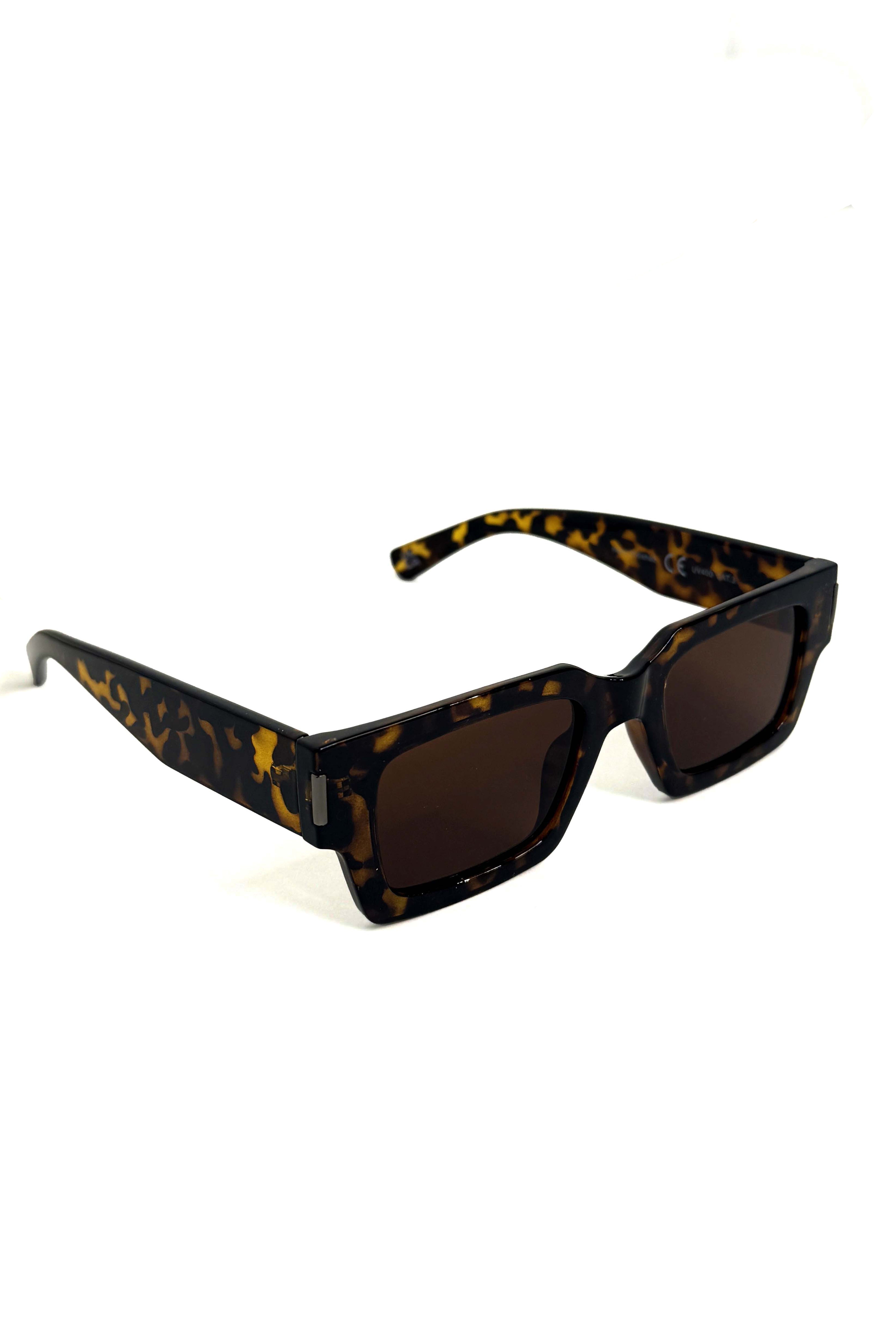 Wholesale Women’s UV 400 Rectangular Retro Sunglasses (BOX OF 12)