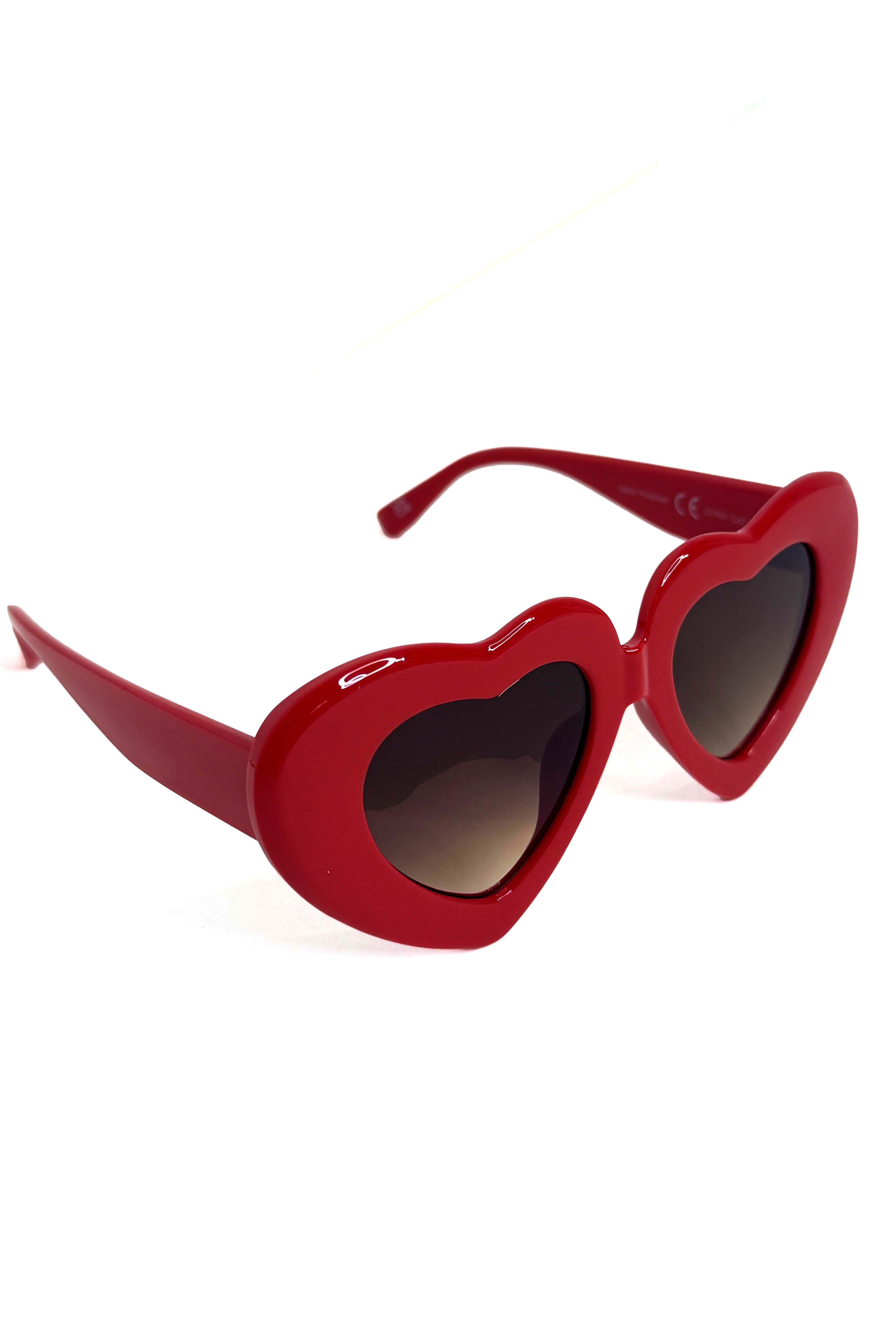 Wholesale Women’s Exaggerated Rim UV 400 Heart Sunglasses (BOX OF 12)
