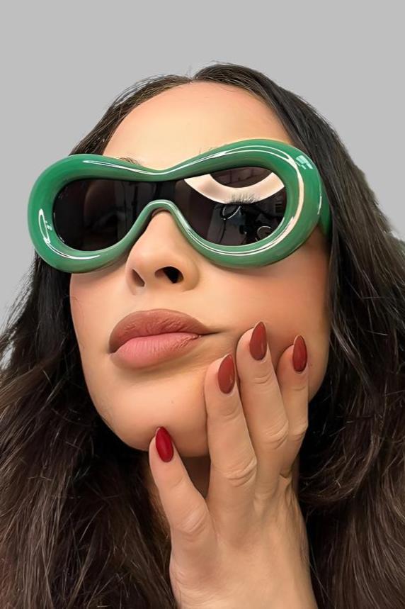 Exaggerated Blown Up Frame Sunglasses