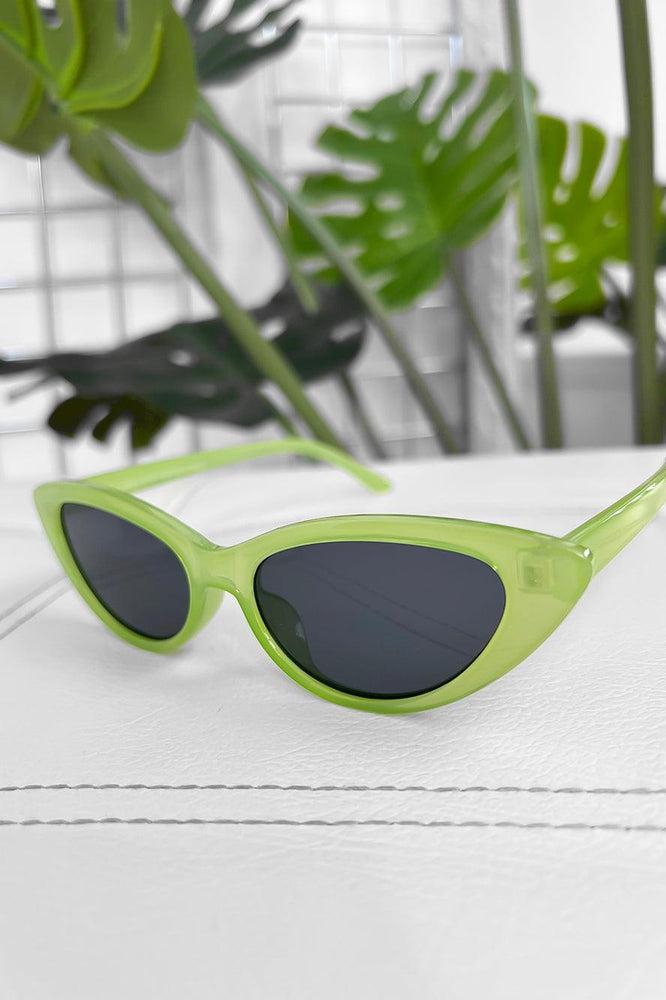 Cat Eye Plastic Frame Sunglasses-SinglePrice