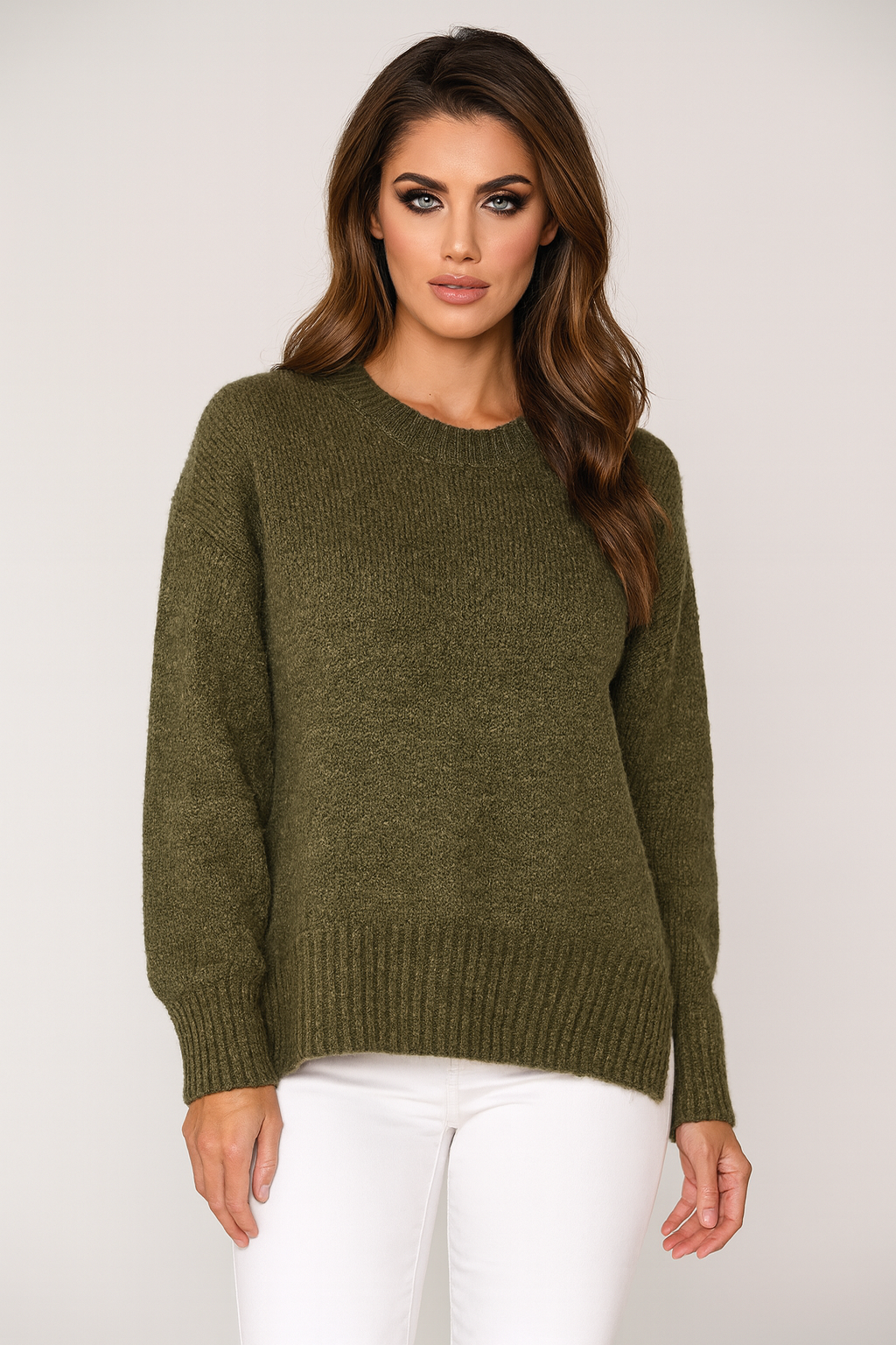Chunky Knit Classic Scoop Neck Pullover