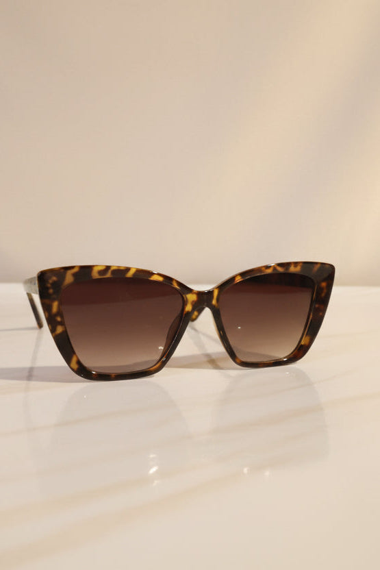 UV 400 Large Cat Eye Sunglasses