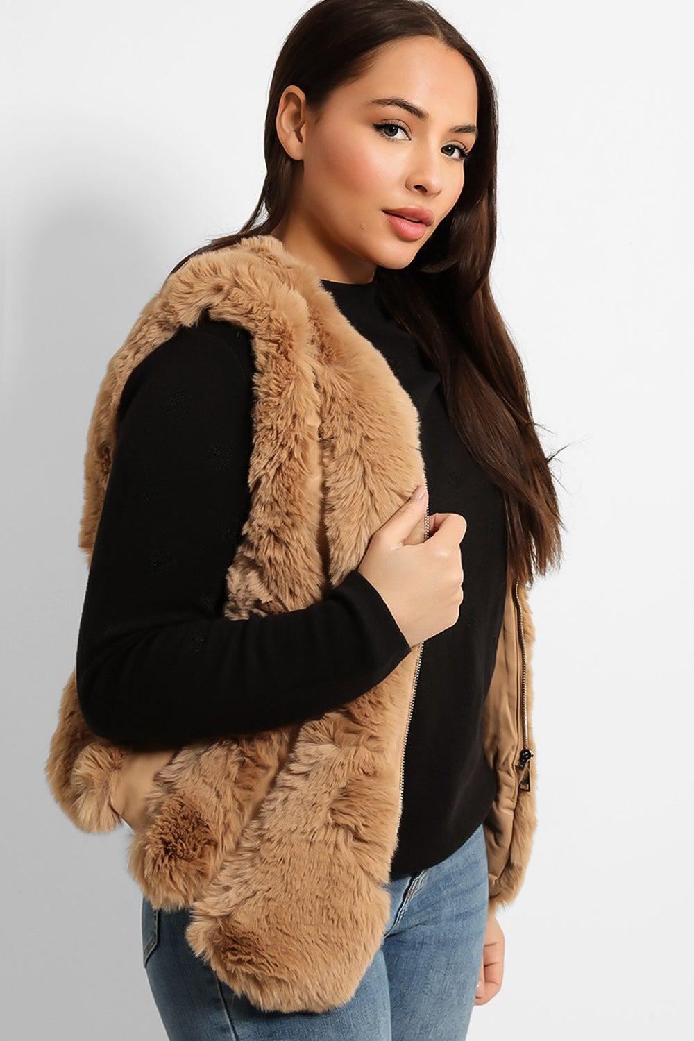 Faux Fur Stripes ZIpped Front Gilet-SinglePrice